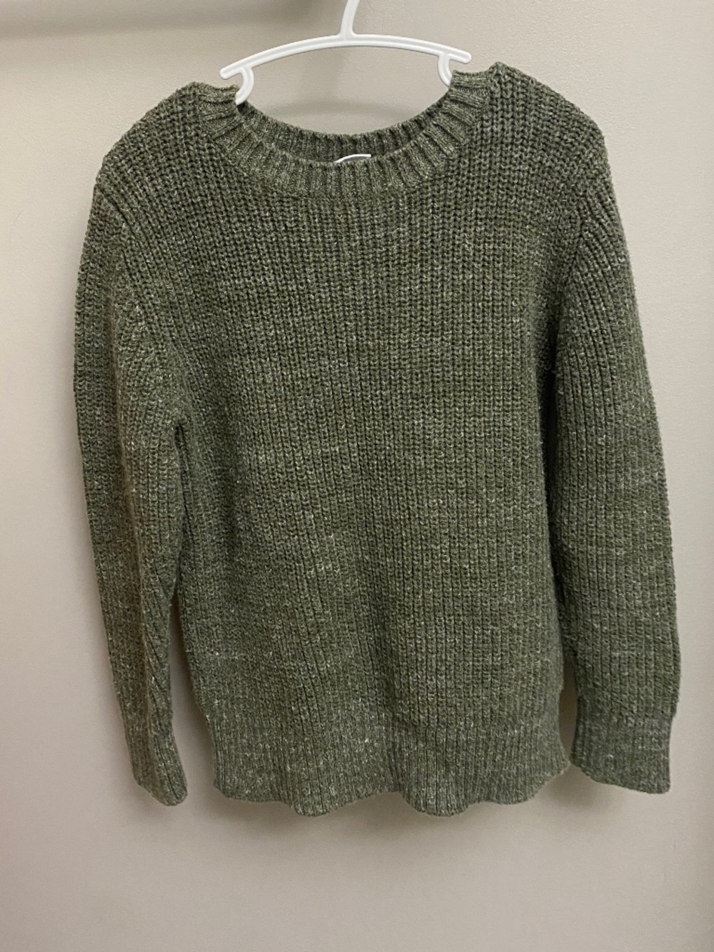 Gap Sweater 🖤3 for 10🖤